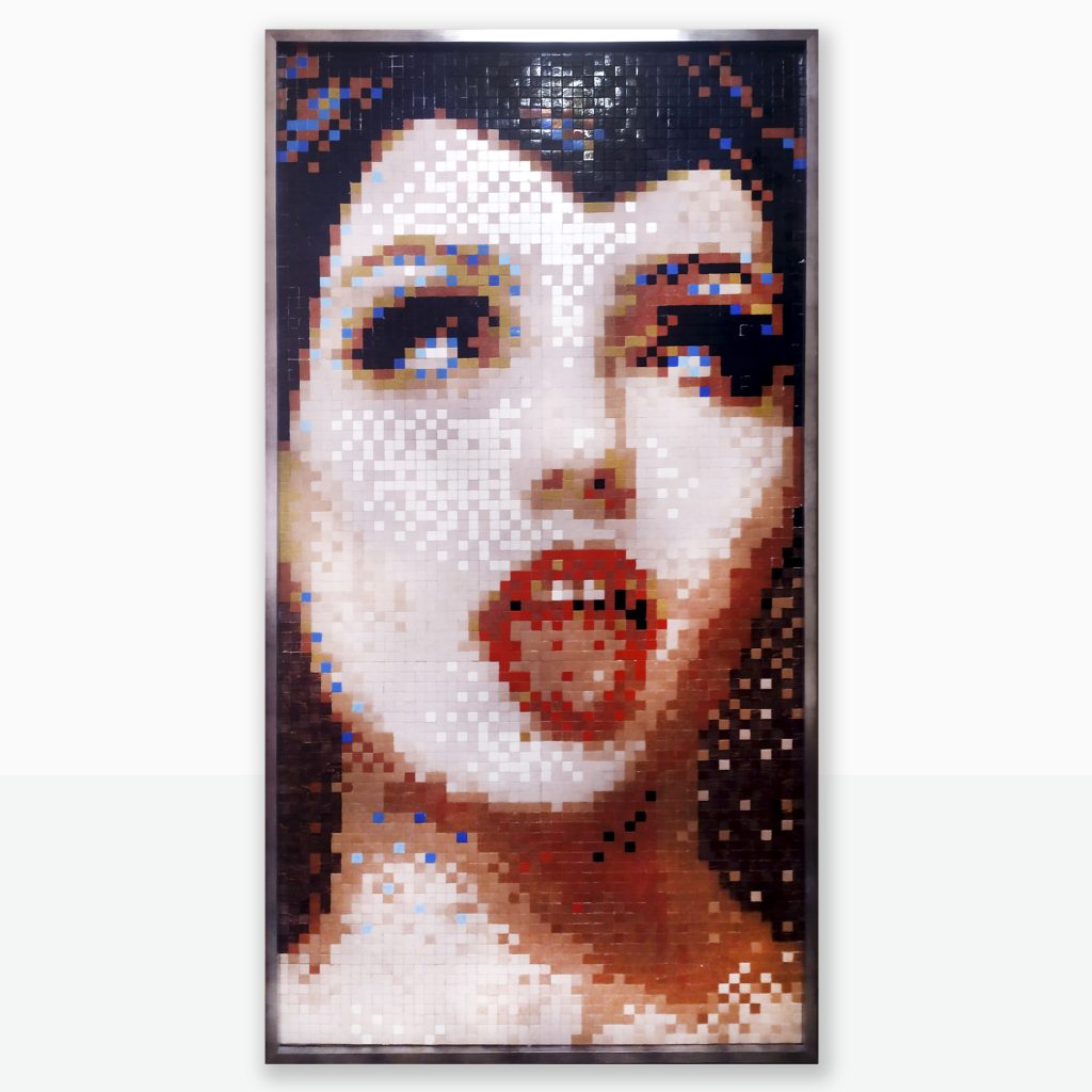 “AHEGAO” Mosaico de teselas vítreas de 2x2 cm · 200 × 100 cm · 2022