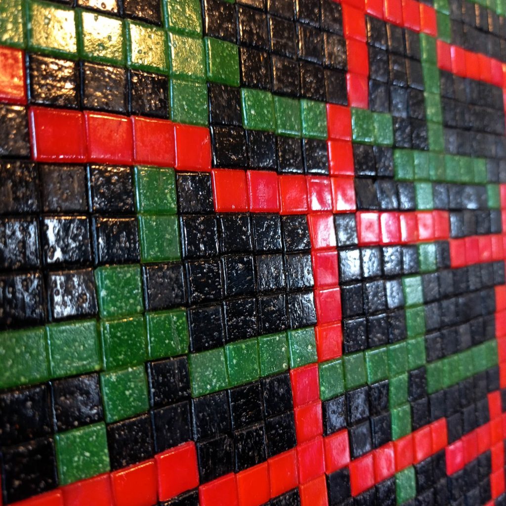 alta tension pixel art detalle