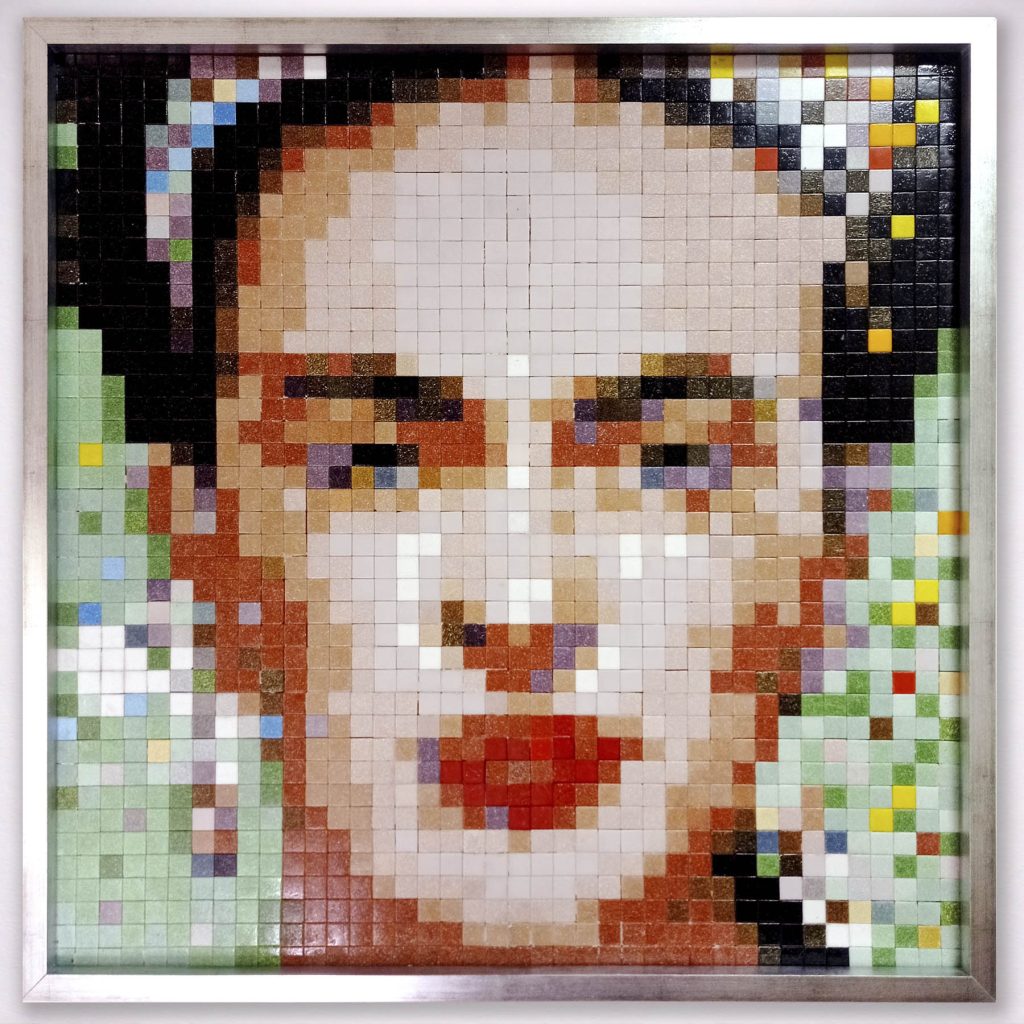 Mosaico Veneciano • Apropiación de Íconos “Frida Pixel Remix 2” Mosaico de teselas vítreas · 80 × 80 cm · 2022