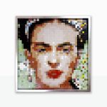 Mosaico Veneciano • Apropiación de Íconos “Frida Pixel Remix 2” Mosaico de teselas vítreas · 80 × 80 cm · 2022