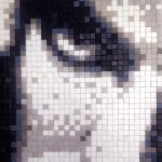 “Robert Smith Pixel Remix” Mosaico de teselas vítreas · 60 × 60 cm · 2021