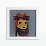 “JesusCrypto 001” Mosaico de teselas vítreas · 24 × 24 cm / 48 × 48 cm · 2022 Obra vinculada a la colección histórica "JesusCrypto" (OpenSea, 2021).