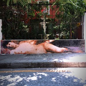 la ninfa de las cerezas streetart pixelart 04