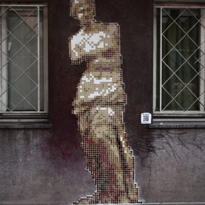 venus de milo pixelart streetart mosaic 04